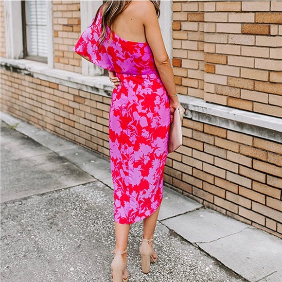 DO+BE One Shoulder Pink Floral Dress - Picture 2 of 9